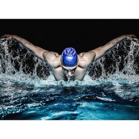 Фотообои флизелиновые «Пловец» 370х270 см