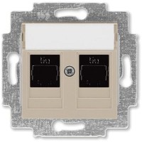 Розетка компьютерная встраиваемая ABB Levit RJ45, cat 5е, цвет кофе макиато/белый