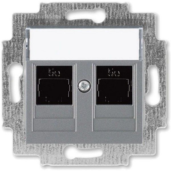 Розетка компьютерная встраиваемая ABB Levit RJ45, cat 5е, цвет сталь/дымчатый черный